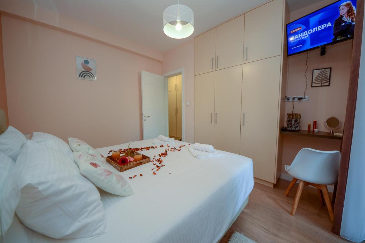 Pine 1 Apartment In The Center Trebinje Eksteriør billede