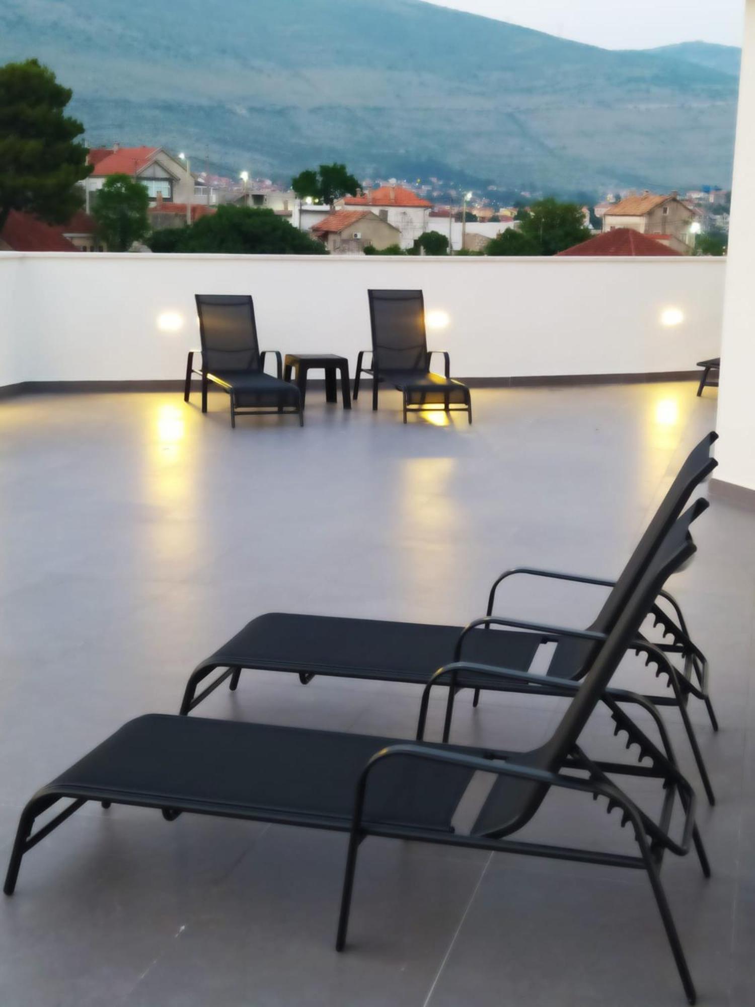 Pine 1 Apartment In The Center Trebinje Eksteriør billede